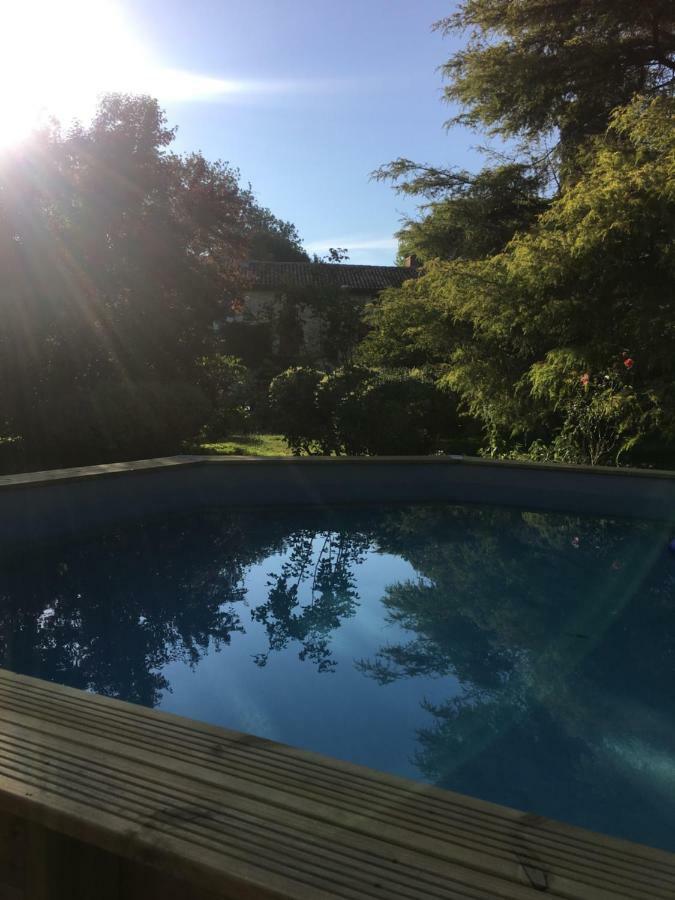 莫林德考皮格尼度假屋 Fontenille-Saint-Martin-d'Entraigues 外观 照片